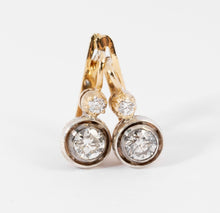 Charger l&#39;image dans la galerie, Boucles d&#39;oreilles dormeuses or et diamants
