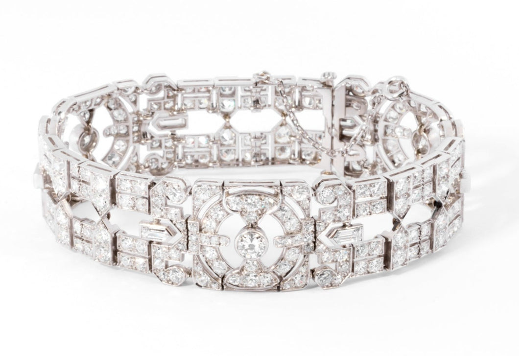 Bracelet Art Déco en platine entièrement pavé de diamant