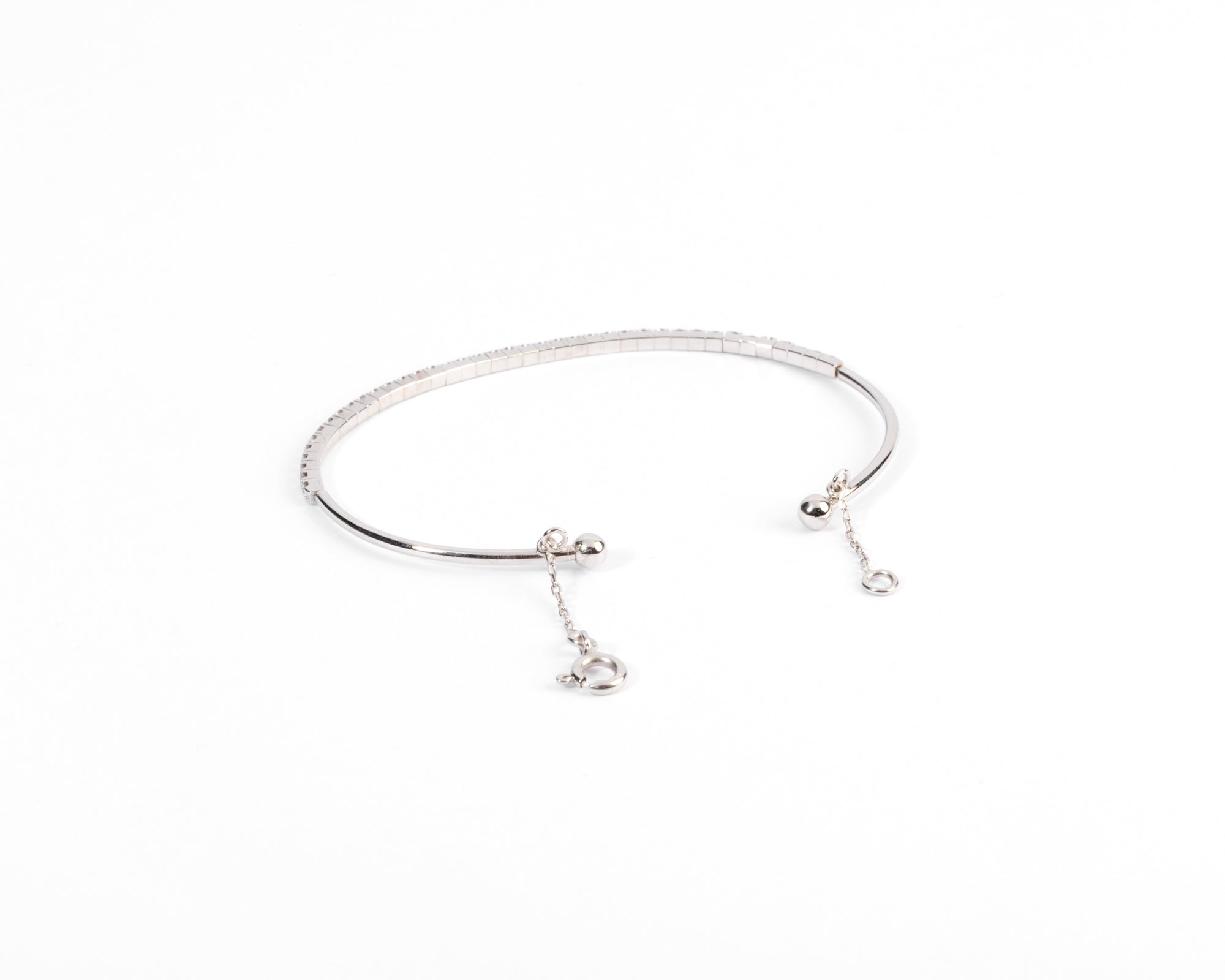Bracelet demi jonc or gris et diamant sur le dessus