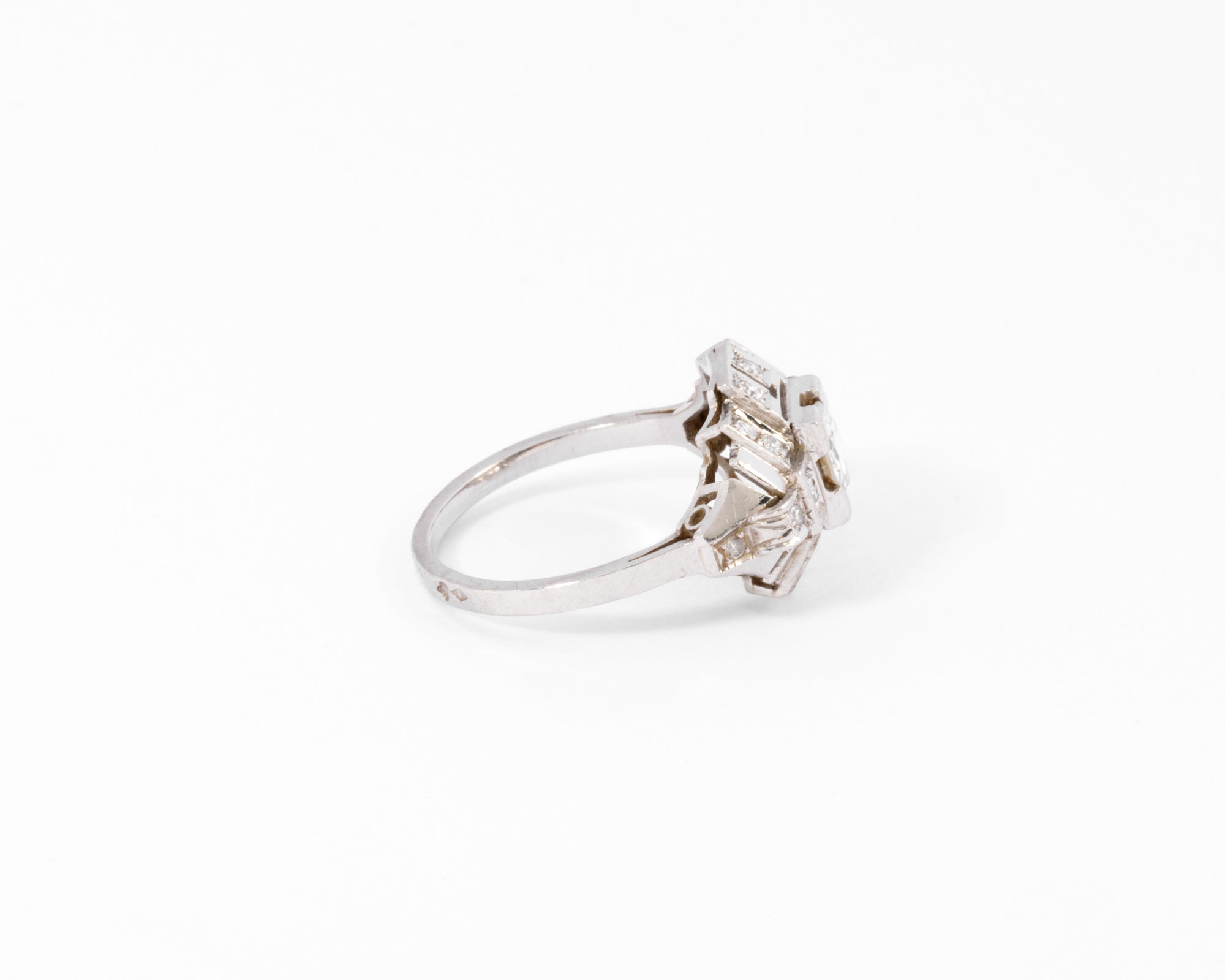 Bague des années 1930 en diamant