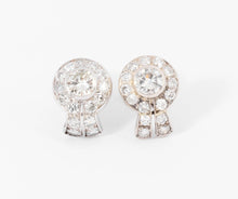 Charger l&#39;image dans la galerie, Boucles d&#39;oreilles en diamants et platine
