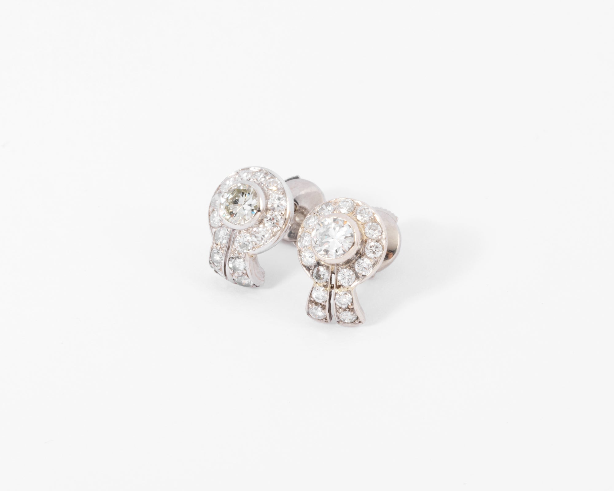 Boucles d'oreilles en diamants et platine