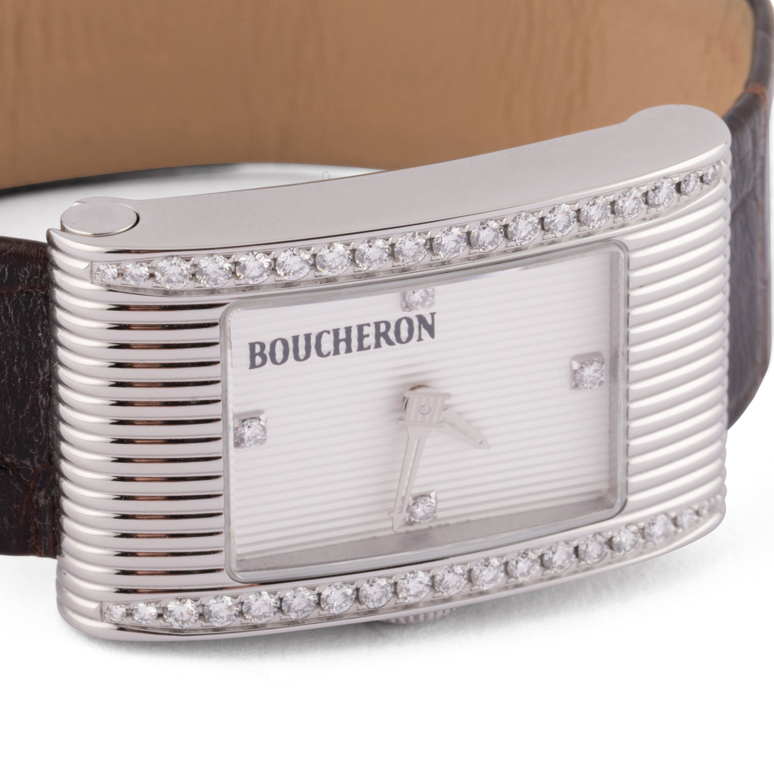 Montre rectangulaire en acier Boucheron collection Reflet