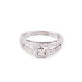Bague or gris et diamant  de la maison Mauboussin