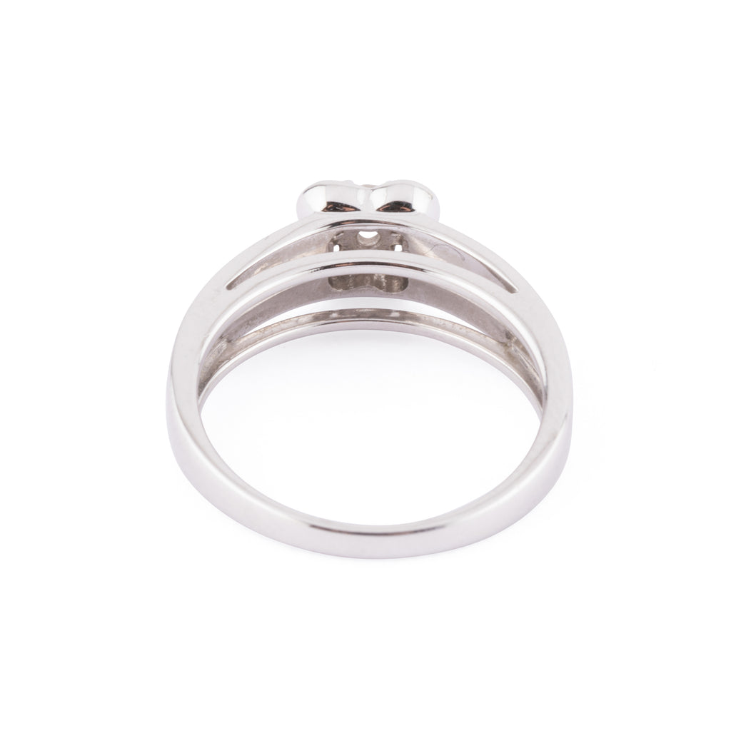 Bague or gris et diamant  de la maison Mauboussin
