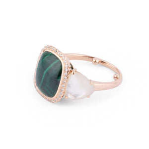Bague en or jaune malachite,nacre et diamants