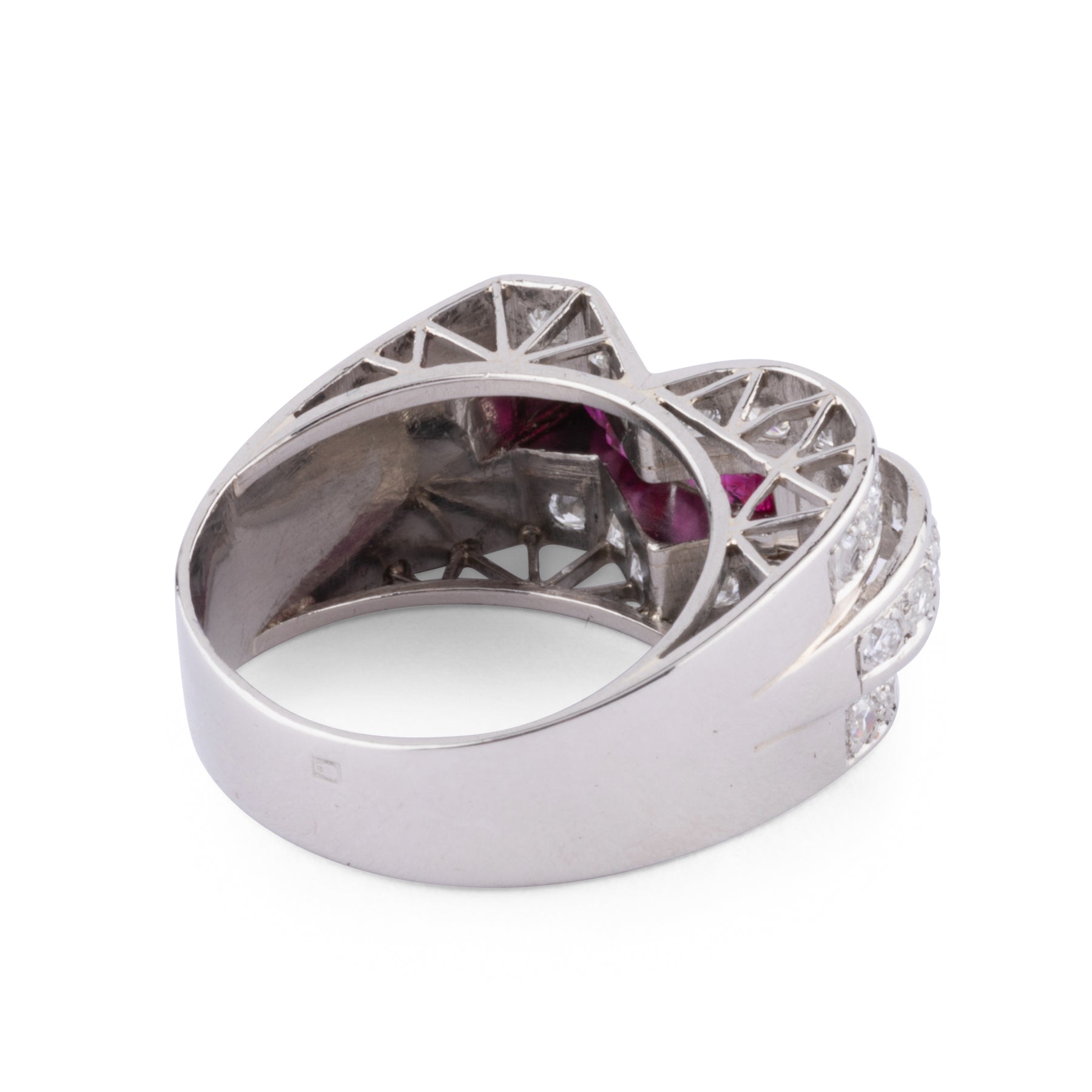 Bague en platine diamant et rubis