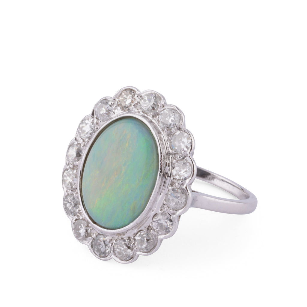 Bague en platine diamants et opale