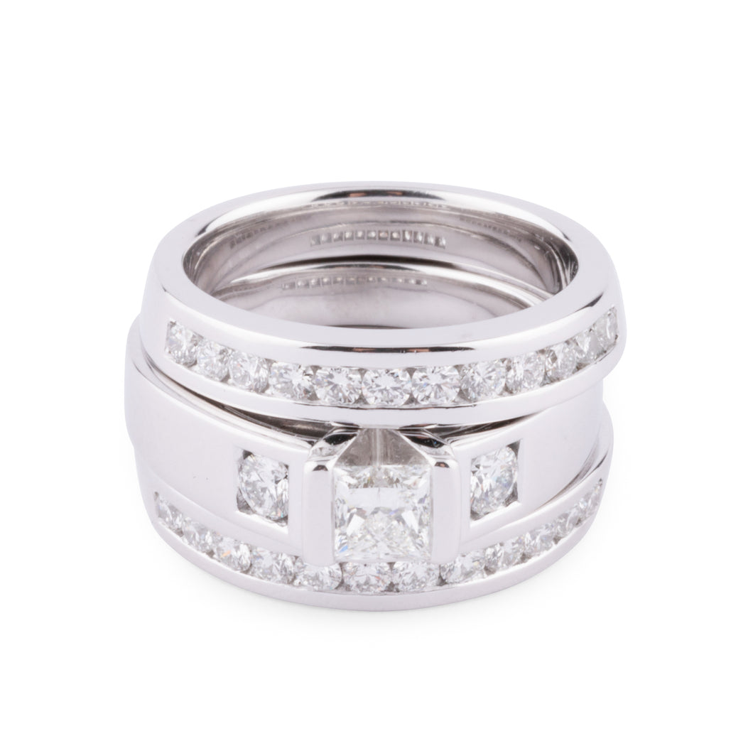 Bague or gris et diamant princesse