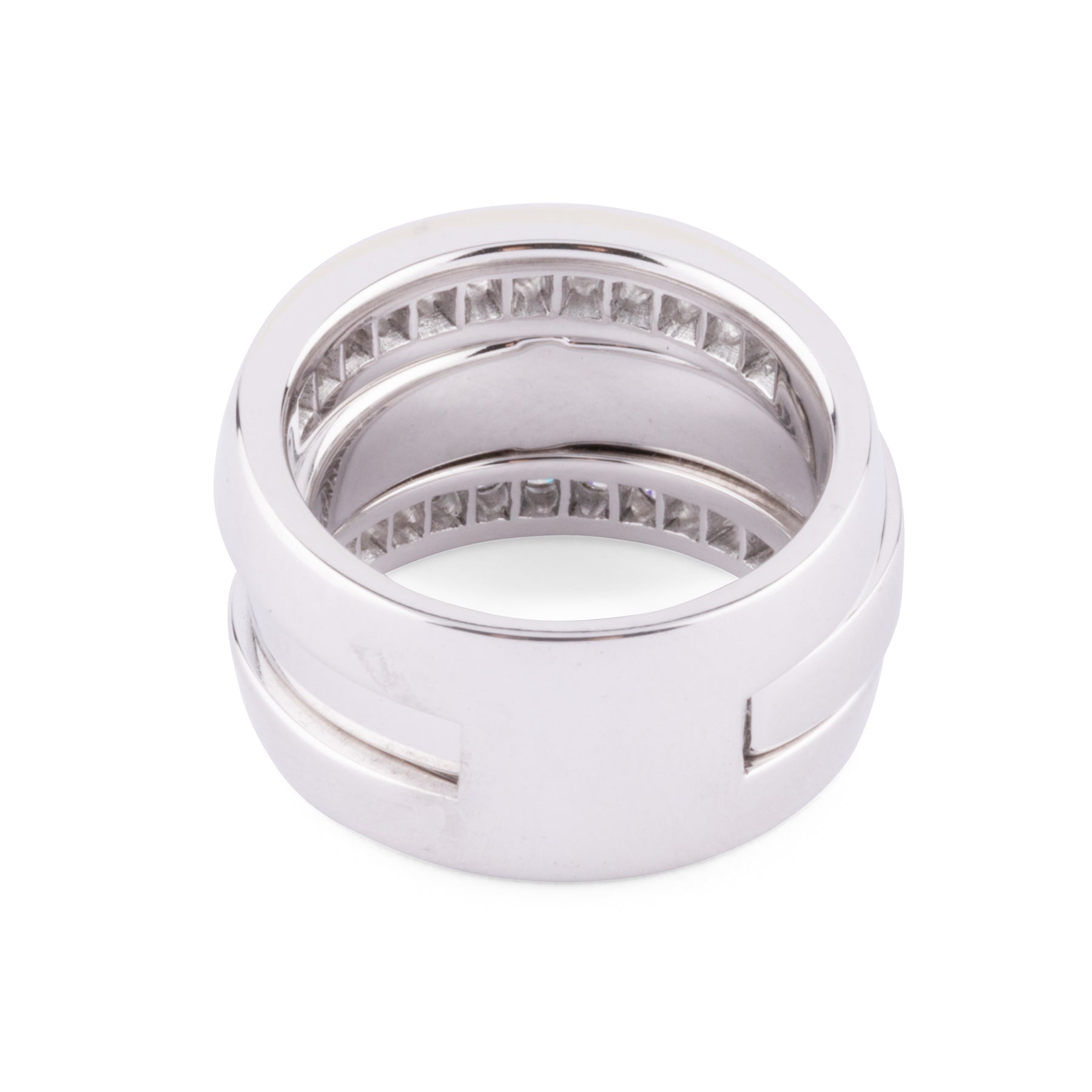 Bague or gris et diamant princesse