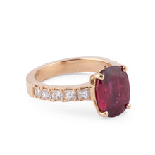 Charger l&#39;image dans la galerie, Bague or jaune rubis et diamants princesse
