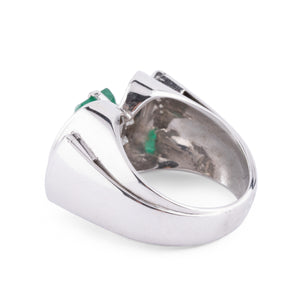 Bague en or gris et platine ornée d'une émeraude et diamants