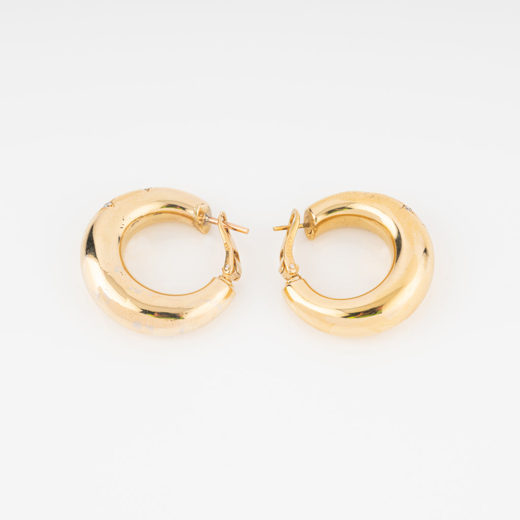Boucles d'oreilles de la Maison Chaumet sur or jaune