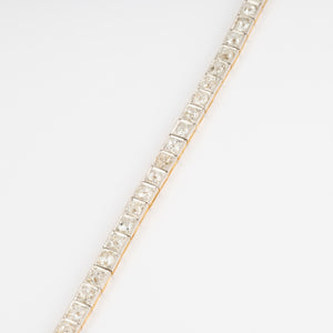Bracelet riviere or et platine orné de diamant taille brillant