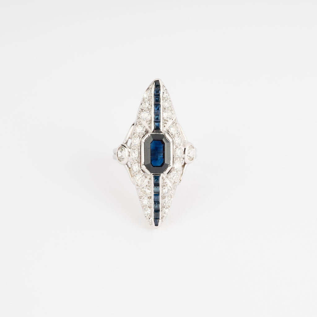 Bague marquise en diamant et saphir