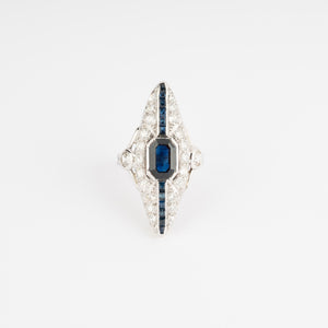 Bague marquise en diamant et saphir