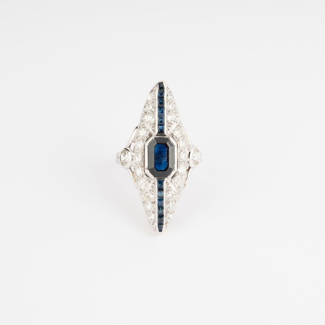 Bague marquise en diamant et saphir