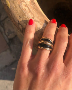 Bague jonc or rose et onyx de la maison Damiani
