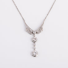Charger l&#39;image dans la galerie, Pendentif en platine et diamant
