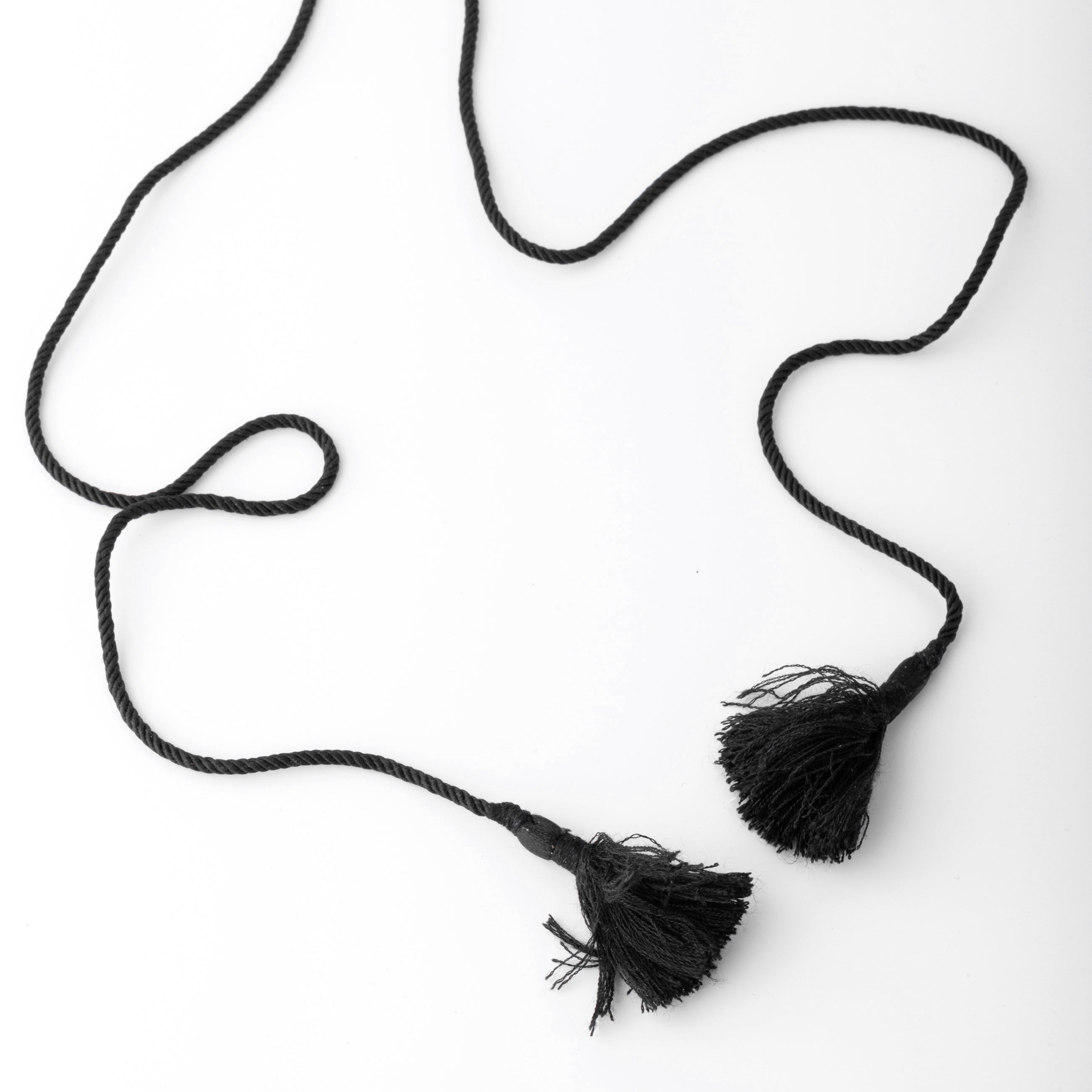 Pendentif en or jaune formant un cœur de la maison Poiray