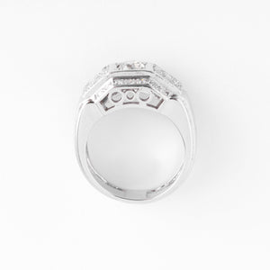 Bague en platine et diamants à gradins