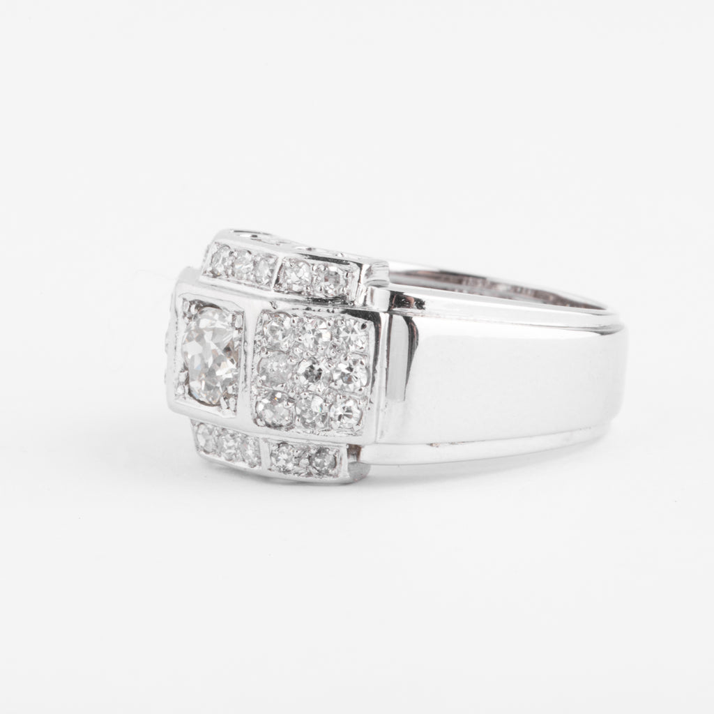 Bague en platine et diamants à gradins