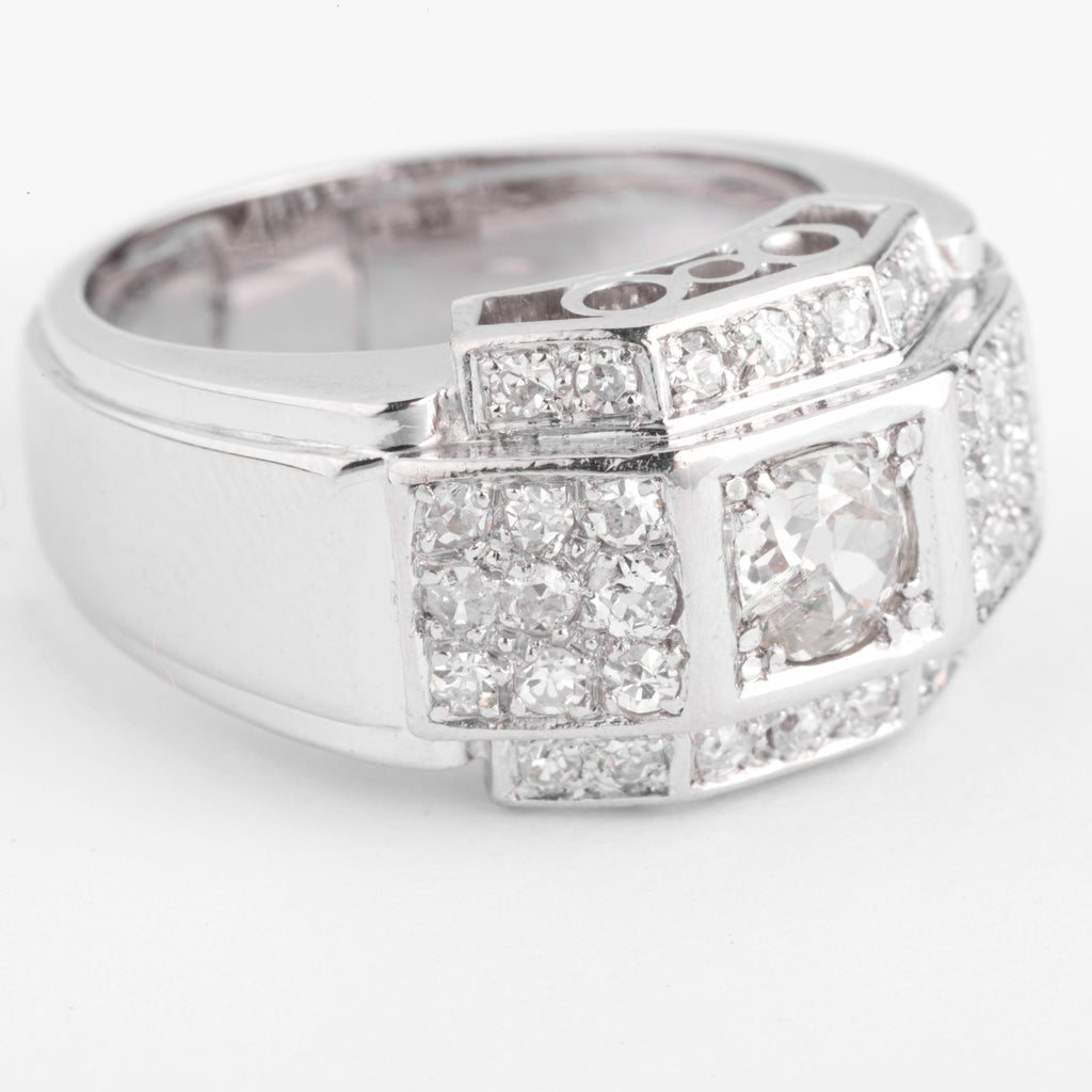 Bague en platine et diamants à gradins