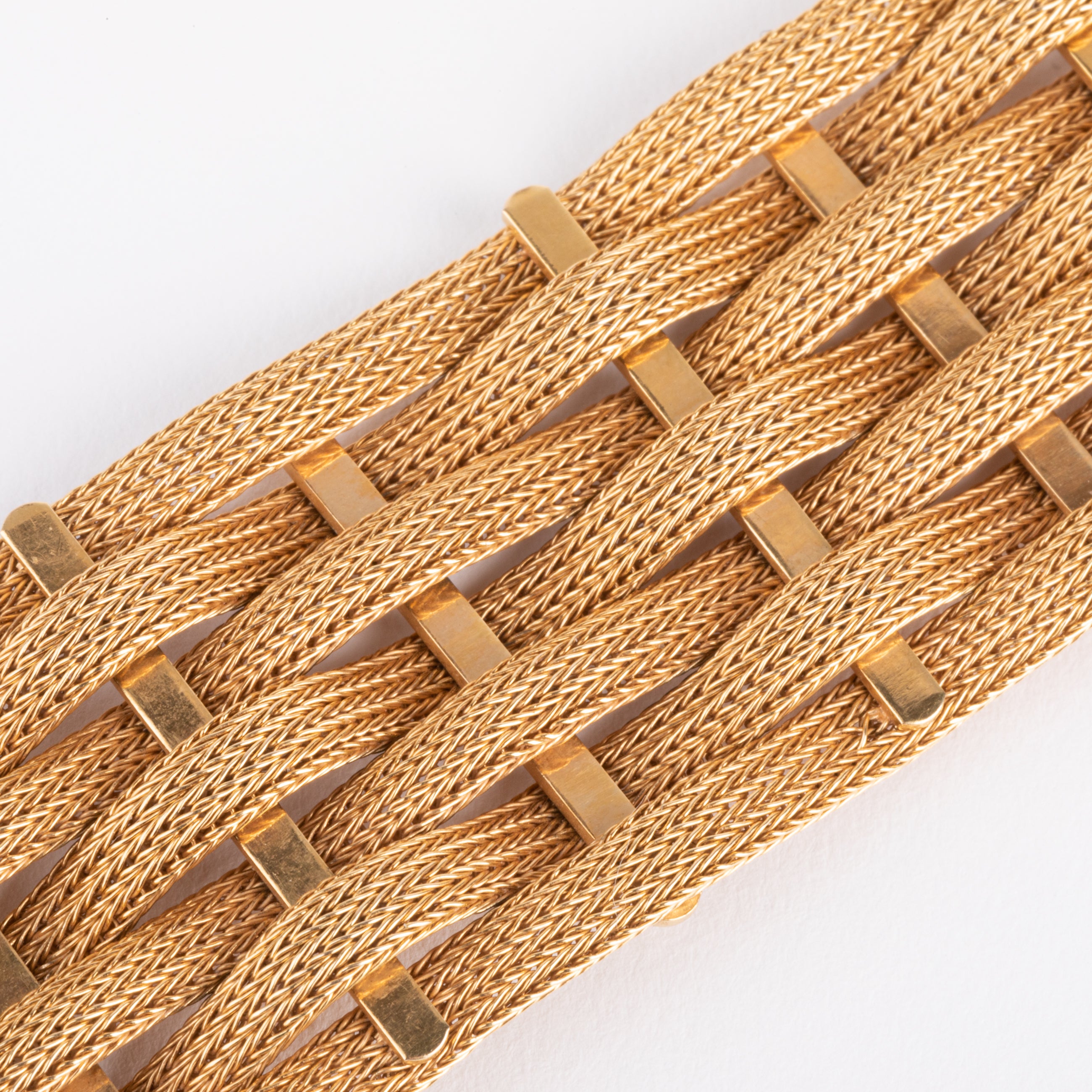 Bracelet en or jaune tissé