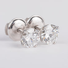 Charger l&#39;image dans la galerie, Boucles d&#39;oreilles en diamants sur or gris taille moderne
