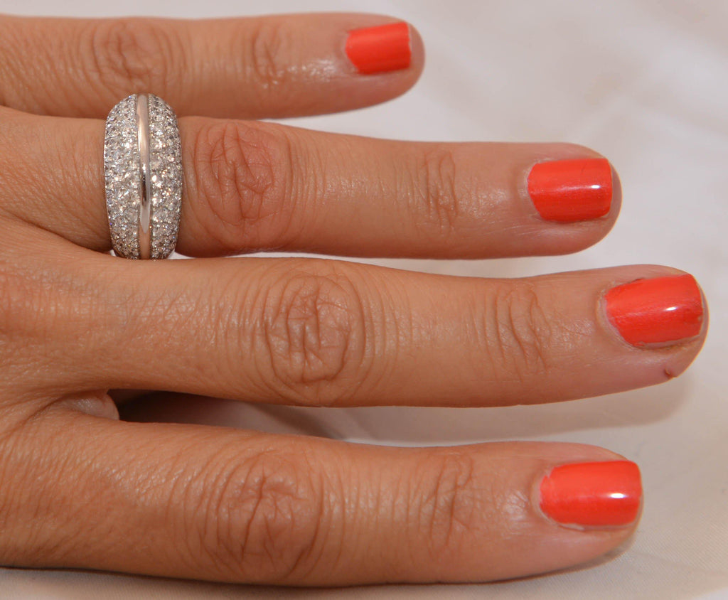 Bague jonc en or gris entièrement pavée de diamant - adalgyseboutique