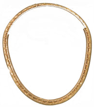 Charger l&#39;image dans la galerie, Collier Tubogas des années 1950 en or jaune orné de motifs sur toute la maille - adalgyseboutique
