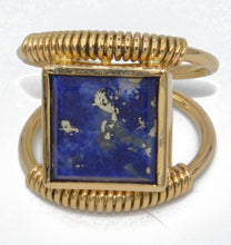 Charger l&#39;image dans la galerie, Bague étrusque en or et lapis
