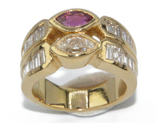 Charger l&#39;image dans la galerie, Bague or jaune en toi et moi rubis et diamant
