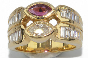 Bague or jaune en toi et moi rubis et diamant
