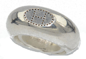 Bague en argent signée Hermès