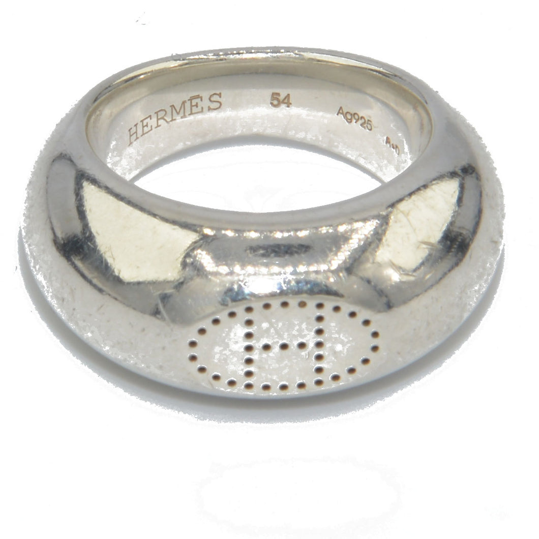 Bague en argent signée Hermès