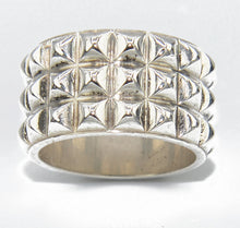 Charger l&#39;image dans la galerie, Bague Hermès modèle espionne en argent
