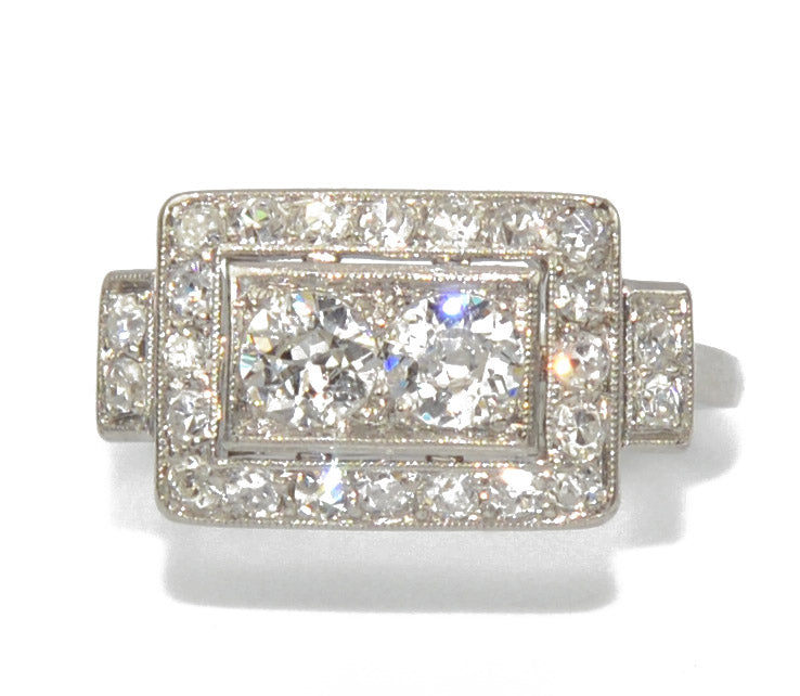 Bague en platine et diamant forme rectangulaire