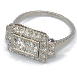 Bague en platine et diamant forme rectangulaire