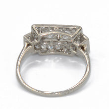 Charger l&#39;image dans la galerie, Bague en platine et diamant forme rectangulaire
