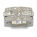 Bague rectangulaire en or gris et diamant