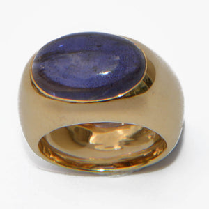 Bague signée de la maison Pomellato en or jaune et cordiérite