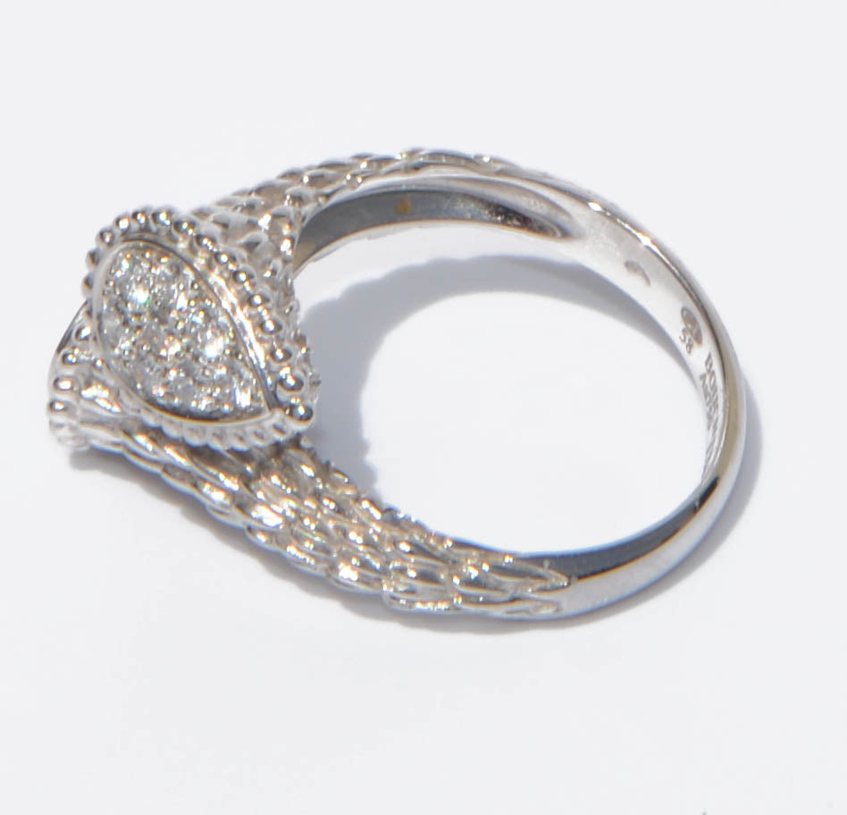 Bague or gris Boucheron serpent Bohème