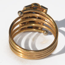 Charger l&#39;image dans la galerie, Bague or jaune 1910 en saphirs cabochons et diamants
