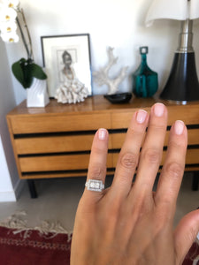 Bague en platine et diamant forme rectangulaire