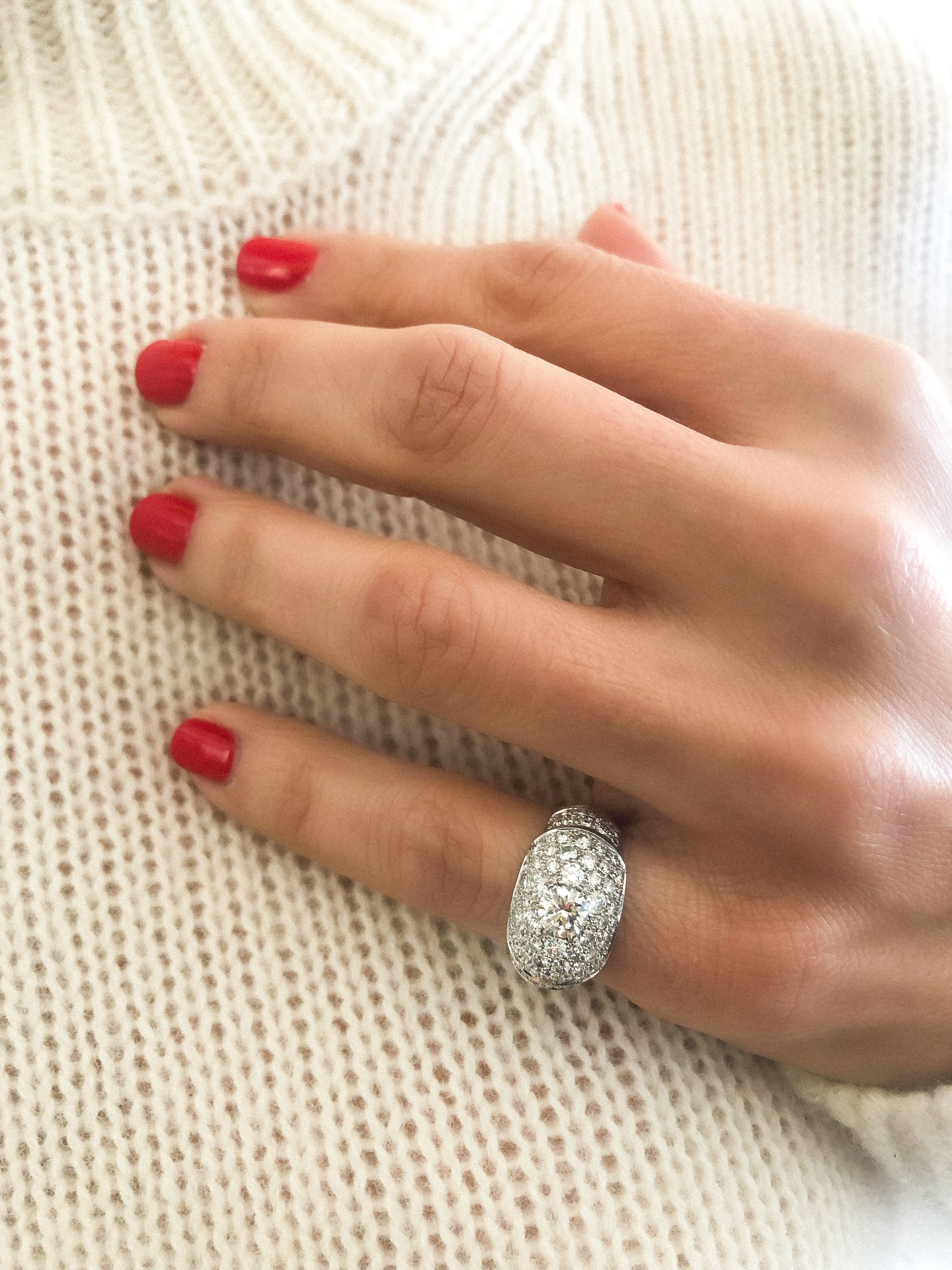 Bague jonc pavée de diamant de diamant