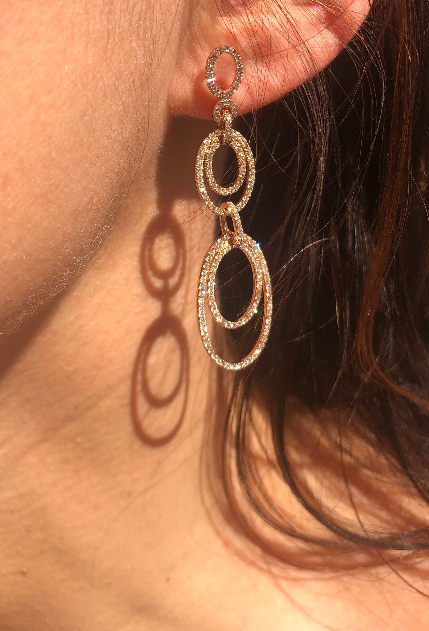 Boucles d'oreilles Dormeuses Or gris 18k vendues et Platine et Diamants