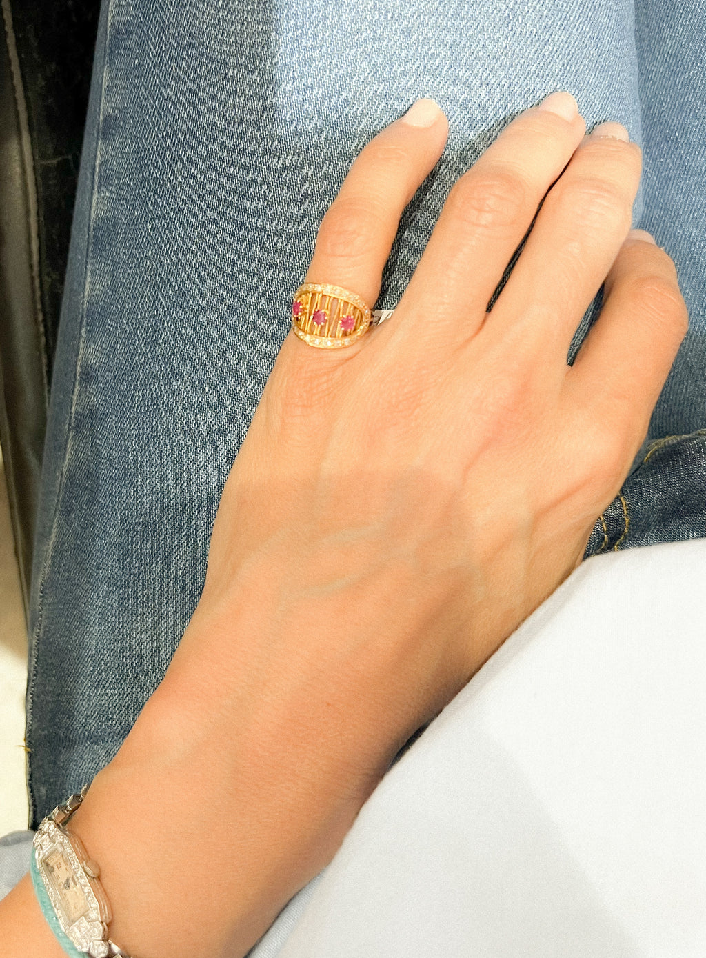 Bague or jaune et rubis