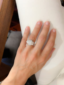 Bague platine et diamant à gradins