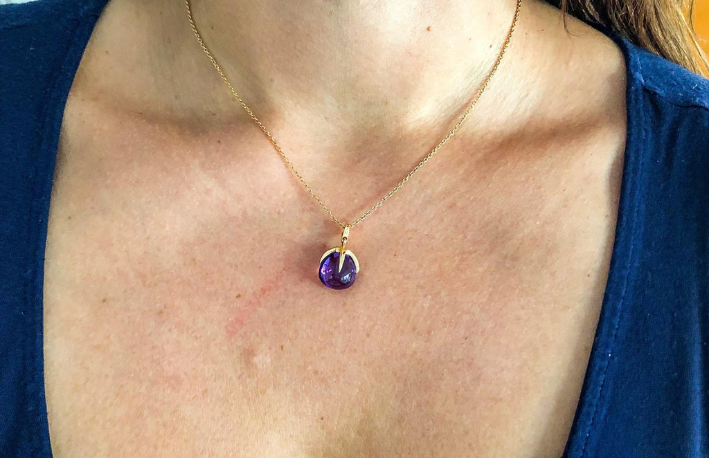 Collier de la maison Pomellato modèle Veleno en or rose et améthyste - adalgyseboutique